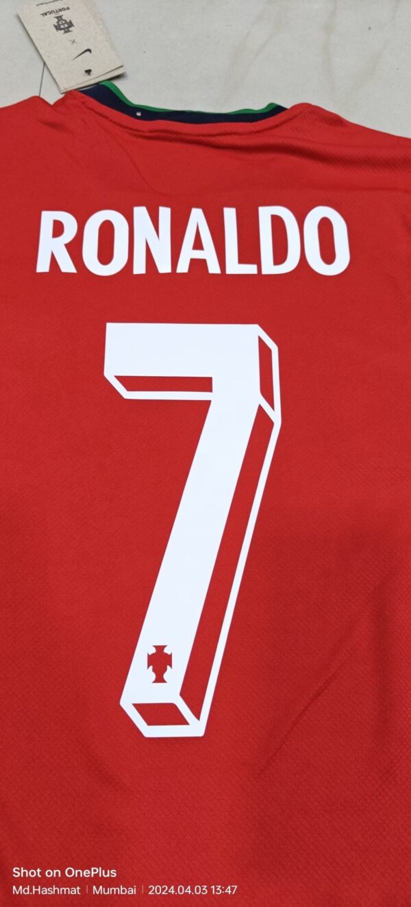 PORTUGAL HOME FAN VERSION
(RONALDO 7 CUSTOMISED) - Image 3