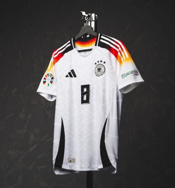 GERMANY HOME FAN VERSION (KROOS CUSTOMISED) - Image 2