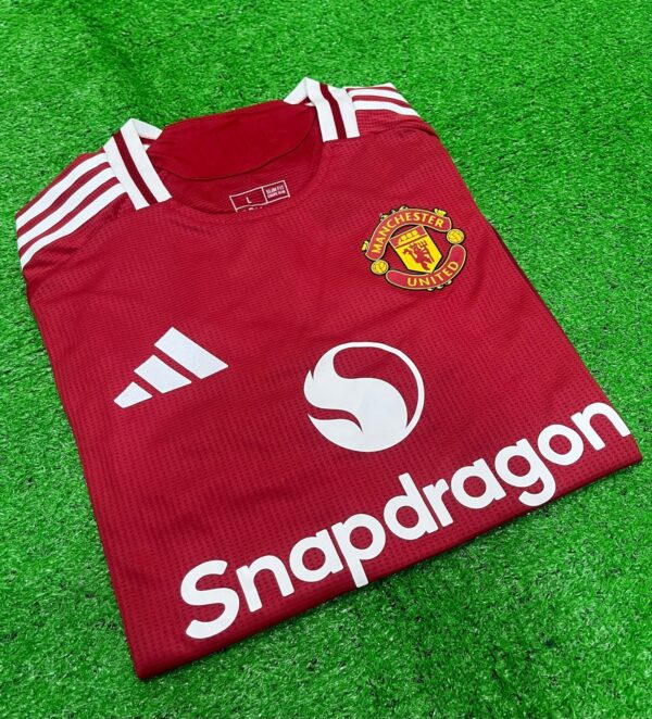 Buy Now Manchester United Home 24/25 (Player Version) Jersey - Image 2