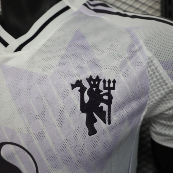 2025-2026 Player Version Manchester United Away Football Jersey - Image 5