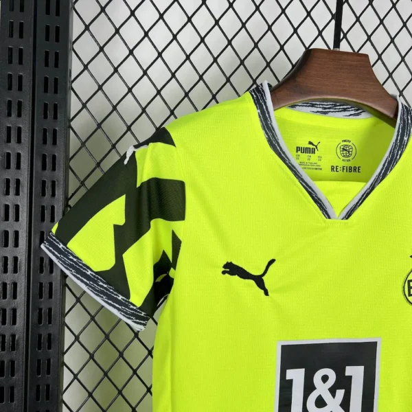 2025-2026  Dortmund Special Edition Football Jersey and Short Kit - Image 3