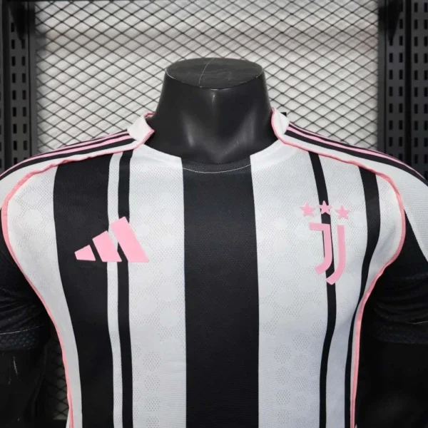 2025-2026 Players Version Juventus FC Home Football Jersey - Image 3