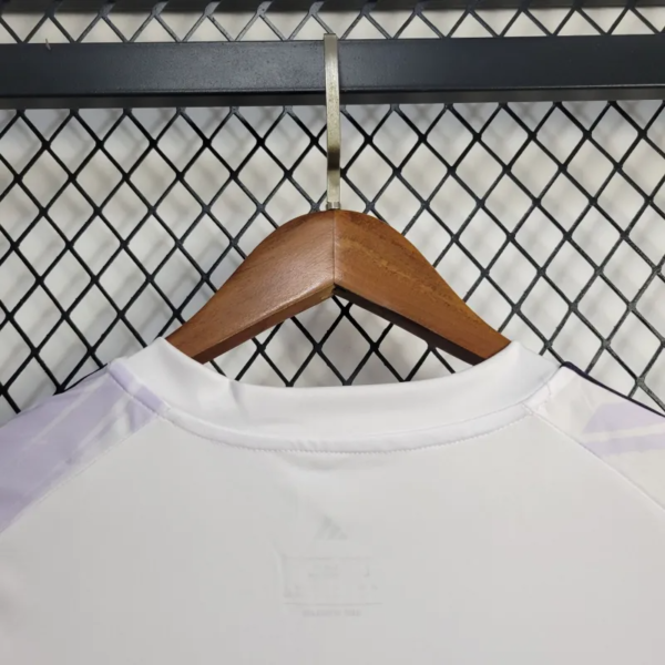 2025-2026 Manchester United Away Football Jersey - Image 4