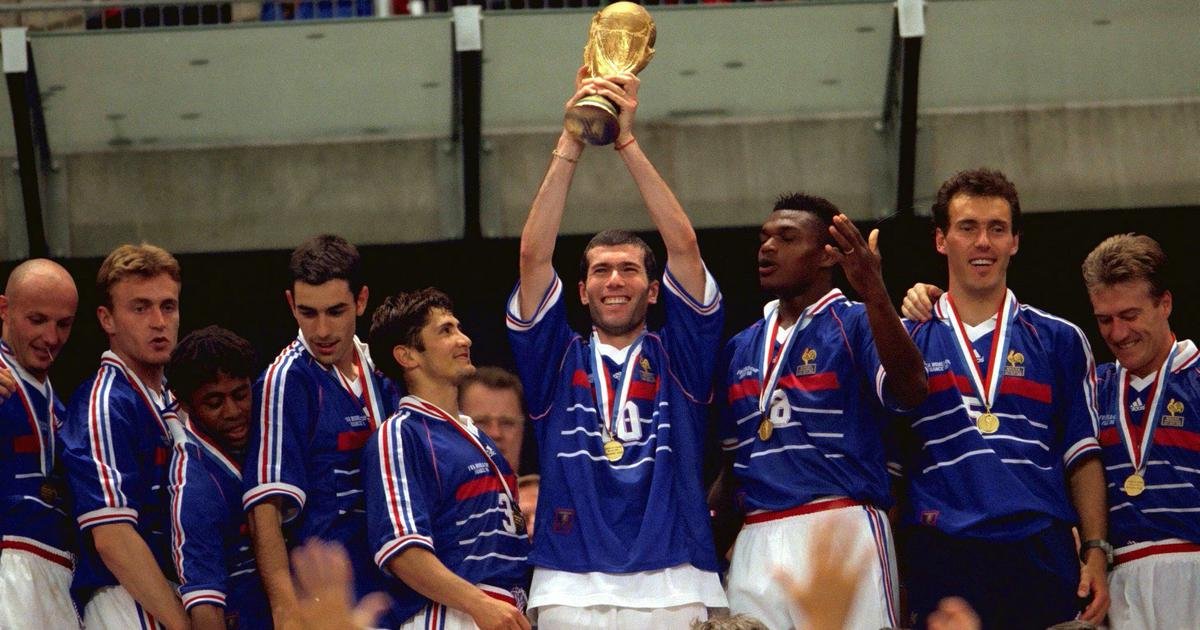 7. France national football team Home Jersey (1998)