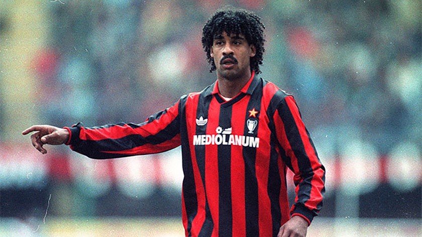 8. AC Milan Home Jersey (1989–90)